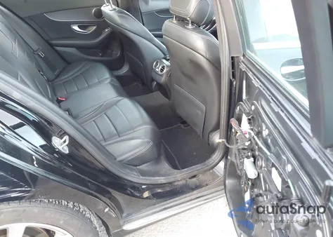 2017 Mercedes-Benz C 300 from USA, damaged, VIN 55SWF4JBXHU230916